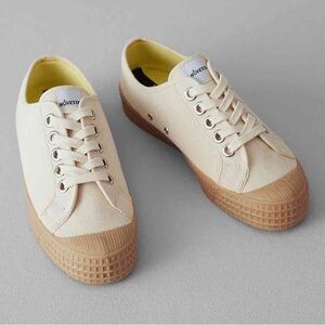 Novesta Women’s Star Master Sneaker in Beige, Size 39